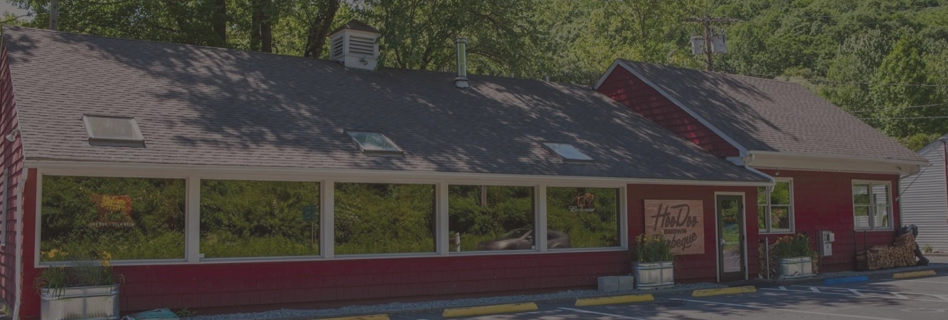 hoodoo brown building